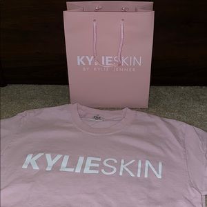 KylieSkin Small Pink TShirt
